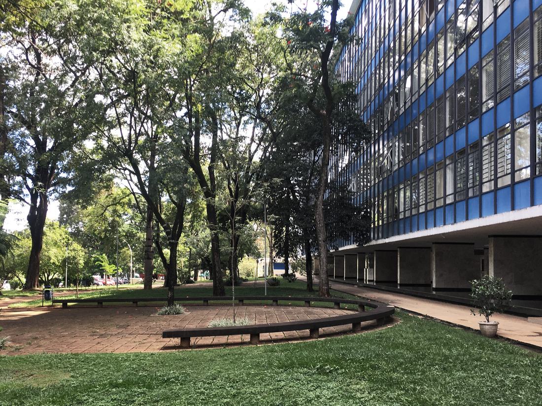 Prédios residenciais de superquadra em Brasília